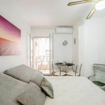 Apartamento Inteiro Acolhedor Perto Da Praia Torrevieja Bagian luar foto