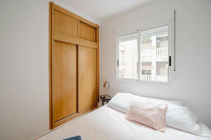 Apartamento Inteiro Acolhedor Perto Da Praia Torrevieja Bagian luar foto