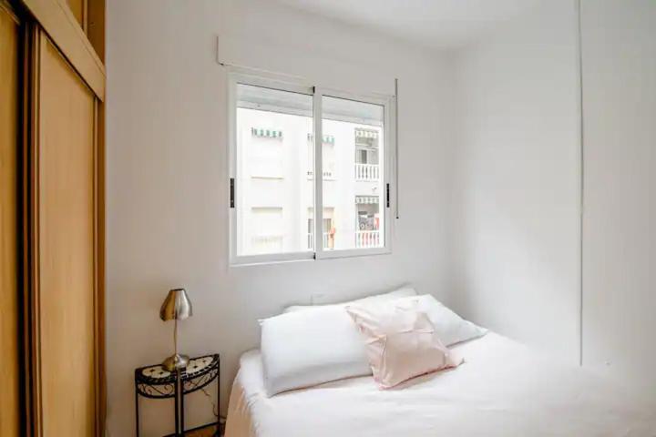 Apartamento Inteiro Acolhedor Perto Da Praia Torrevieja Bagian luar foto
