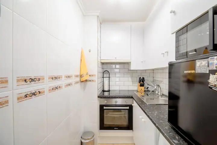 Apartamento Inteiro Acolhedor Perto Da Praia Torrevieja Bagian luar foto